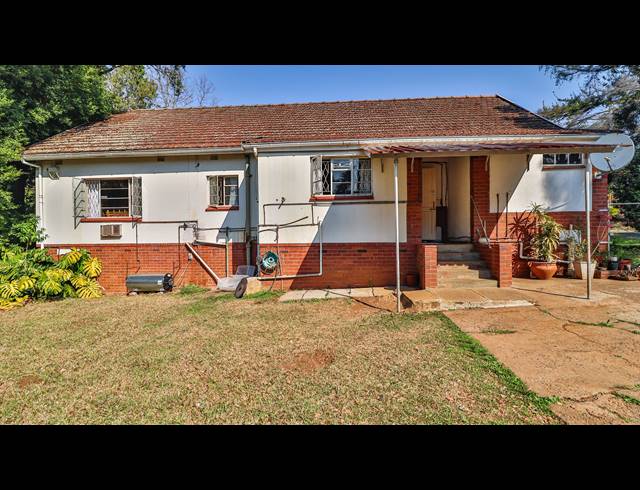 3 BEDROOM HOUSE FOR SALE IN BOUGHTON